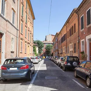 Il Nespolo , Bologna Italia